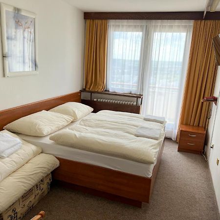 Retro Hotel Suza Bratislava Dış mekan fotoğraf